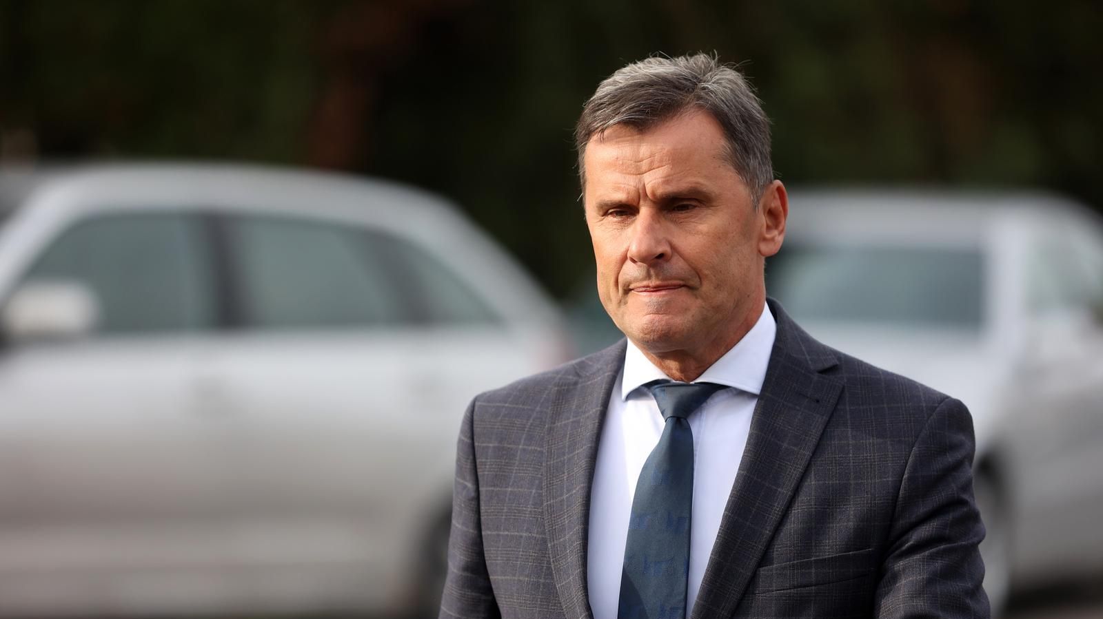 Fadil Novalić,