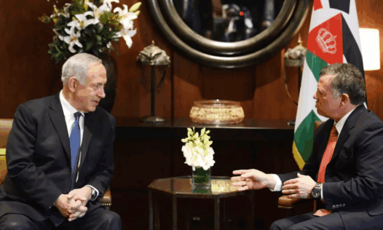 Benjamin Netanyahu sastao se s jordanskim kraljem Abdullahom II tokom posjete Amanu 16. januara 2014. godine.