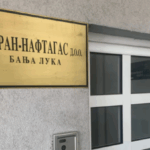 Jadran-Naftagas u Banjoj Luci osnovali su 2011. godine Naftna inudstrija Srbije i ruski Njeftegazinkor.