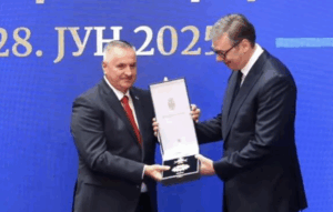 Vučić odlikovao bjegunca Viškovića
