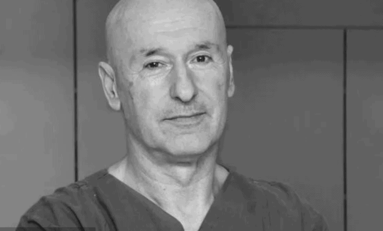 Dr. Emir Solaković