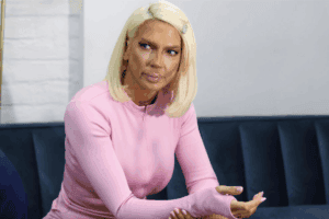 Jelena Karleuša ponovno je izazvala buru u javnosti nakon što su na društvenim mrežama osvježene dvije njene suprotstavljene izjave o genocidu u Srebrenici.