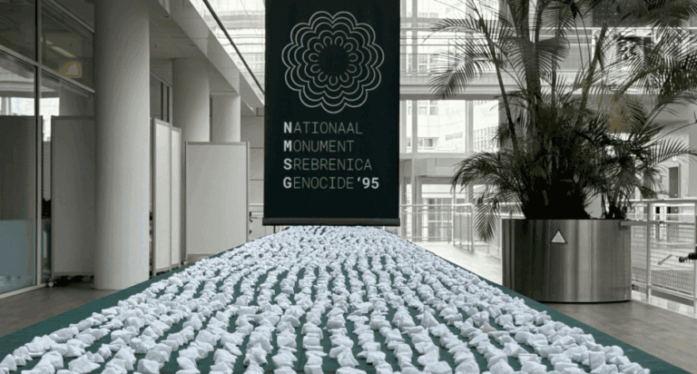 Haag dobija prvu oznaku spomen-mjesta genocidu u Srebrenici