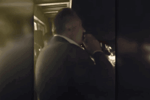 Dodik zapjevao nakon ukidanja pritvora