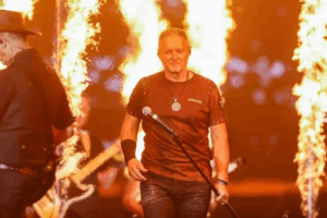 Marko Perković Thompson godinama je meta kritika zbog svojih javnih nastupa i pjesama koje glorificiraju ustaški pokret i simboliku
