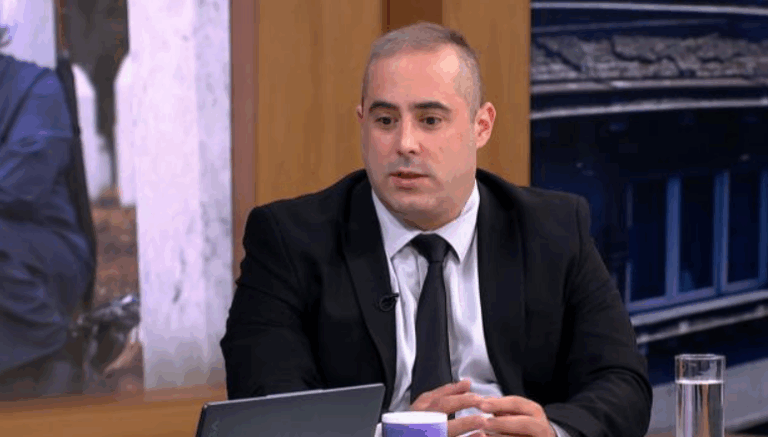 Predstavnik Pokreta srpskih nacionalista Miša Vacić