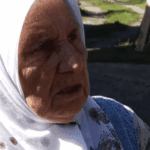 Muša, žena od 78 godina iz mjesta Oskova u Banovićima, ima životnu priču koja je istovremeno nevjerovatna i emotivno teška.