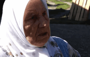 Muša, žena od 78 godina iz mjesta Oskova u Banovićima, ima životnu priču koja je istovremeno nevjerovatna i emotivno teška.