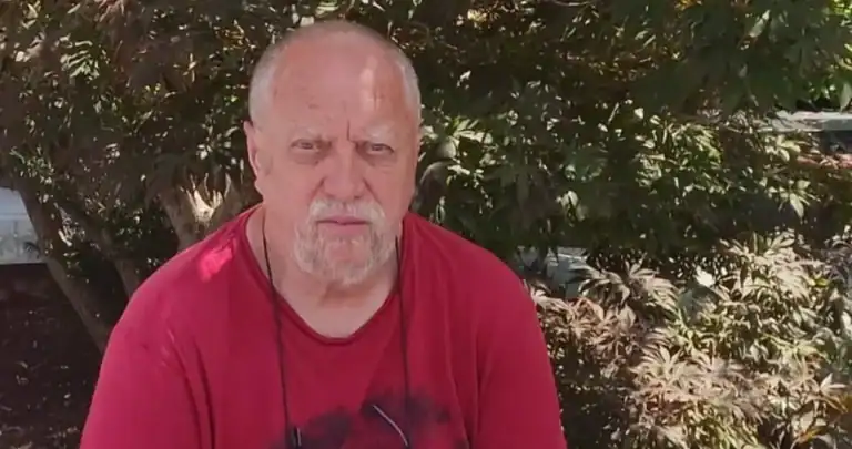 Aleksandar Knjeginjić, osuđeni ratni zločinac iz Prijedora, ponovo je uzburkao javnost svojim brutalnim i ratnohuškačkim objavama na društvenim mrežama