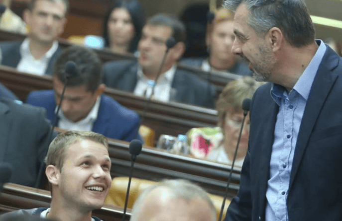 POLITIČKA DRAMA U RS: Danas potpis novog pokreta, Dodik u panici – “Prevara naroda!”